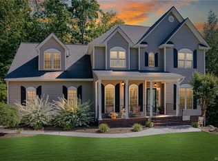 8919 Hollow Oak Dr, Midlothian, VA 23112