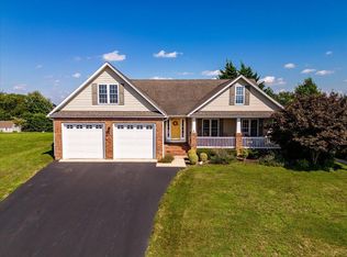 120 Shawn Cres, Staunton, VA 24401