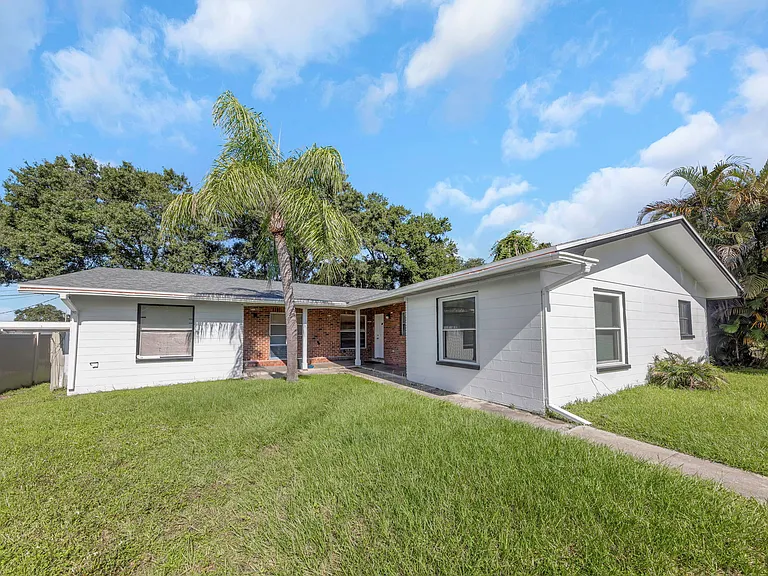 58 Tropic Blvd E #58 — Photo 3