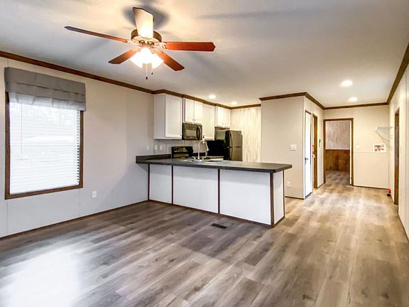 2nd image of 59 Charles Ave