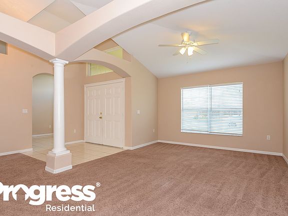 3rd image of 4518 Pointe O Woods Dr