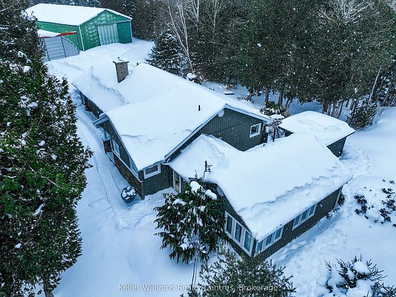 2nd image of 158 Stokes Bay Rd