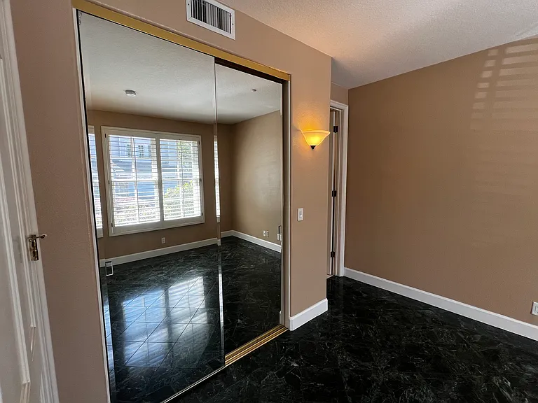 2357 Brookshire Ln — Photo 39