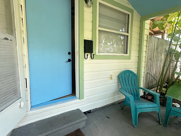1707 Colorado St — Photo 4