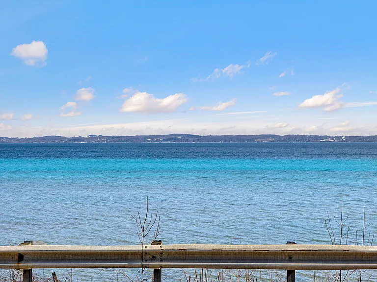 9402 S West Bay Shore Dr — Photo 50