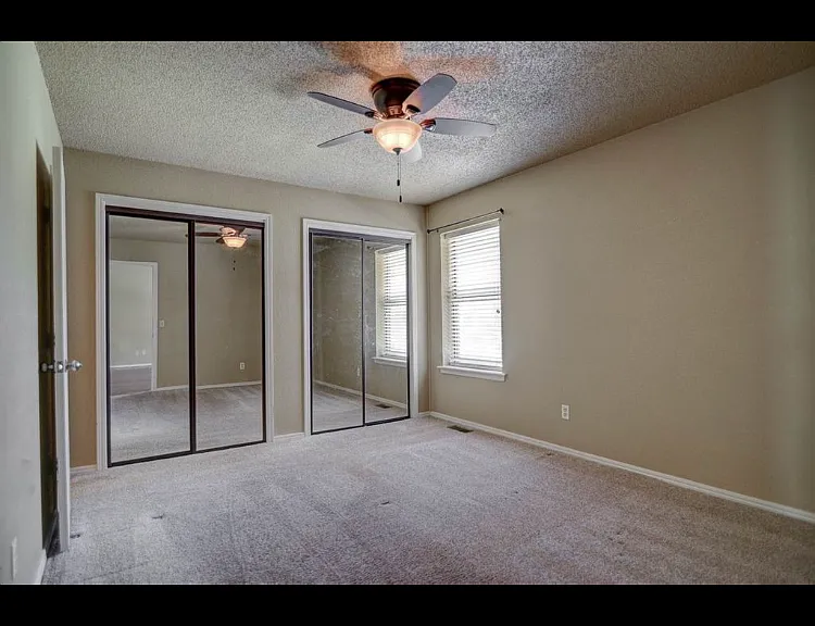 4625 N Evergreen St — Photo 7