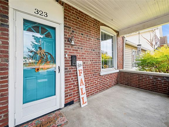 3rd image of 323 Oak St