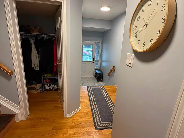 418 Somerset St W — Photo 15