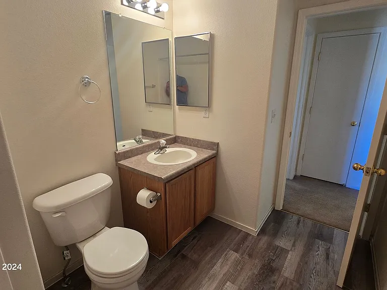 8778 Sunset Breeze Dr — Photo 23