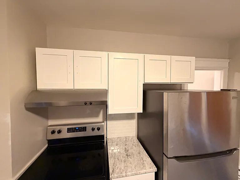 55-57 York St #2 — Photo 8