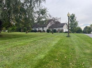 9996 Campbell Rd, Sauquoit, NY 13456