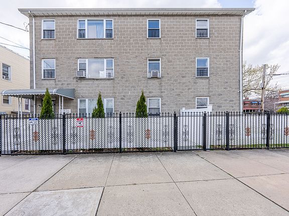 2nd image of 1100 E 222nd St #1
