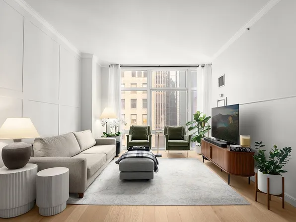 1600 Broadway APT 15A, New York, NY 10019