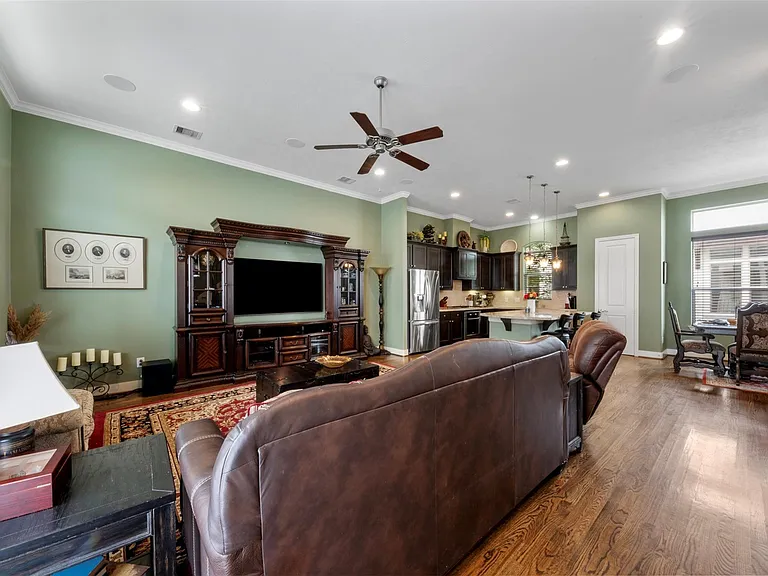 4217 Feagan St — Photo 4
