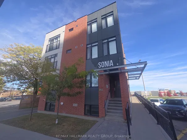 351 Croydon Ave, Ottawa, ON