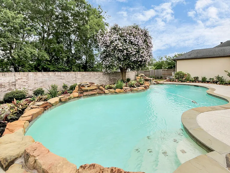 14207 Jade Cove Dr — Photo 45