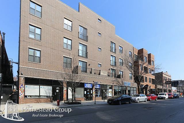1st image of 3223 N Sheffield Ave #Seven
