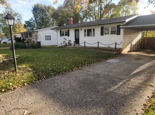 516 Aqua Ridge Dr, Saint Louis, MO 63129