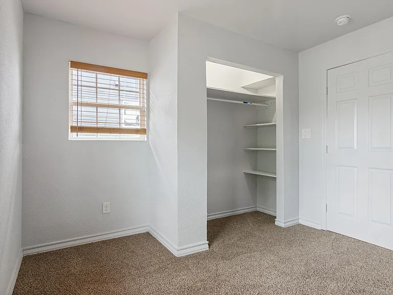 4505 Cochran St — Photo 21