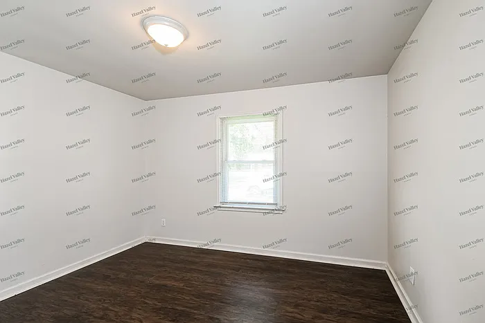 130 Saint Daniel Ln — Photo 8