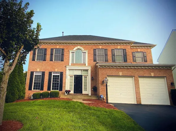 18805 Hundred Acre Ln, Triangle, VA 22172