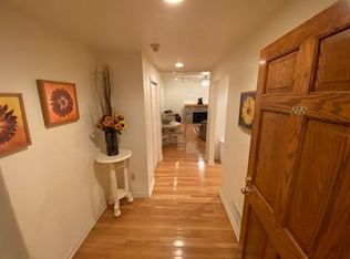 32 Vine Ave APT 202, Sharon, PA 16146