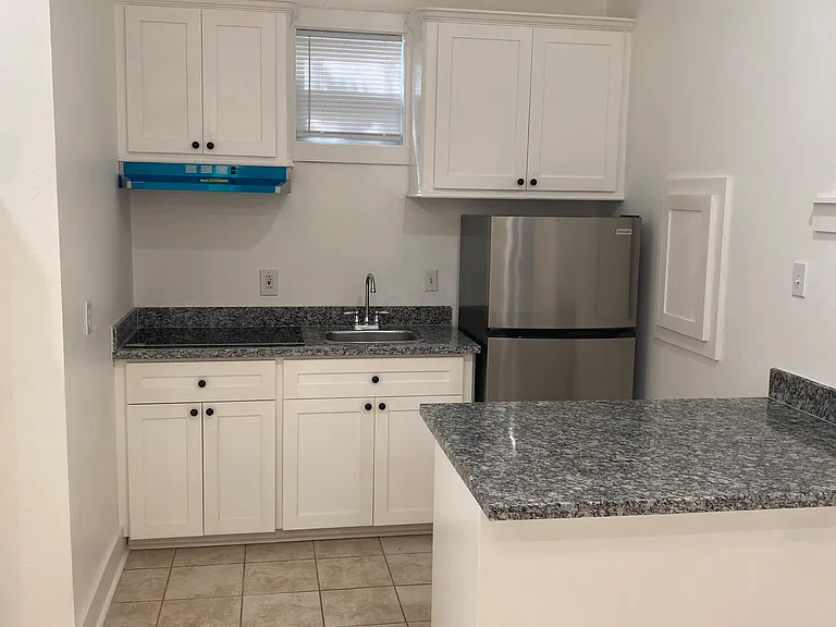 5201 Leeland St #1 — Photo 8