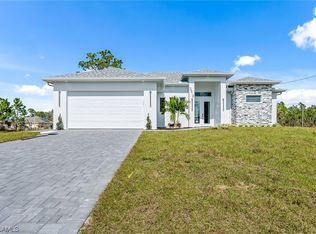 3219 43rd St SW, Lehigh Acres, FL 33976