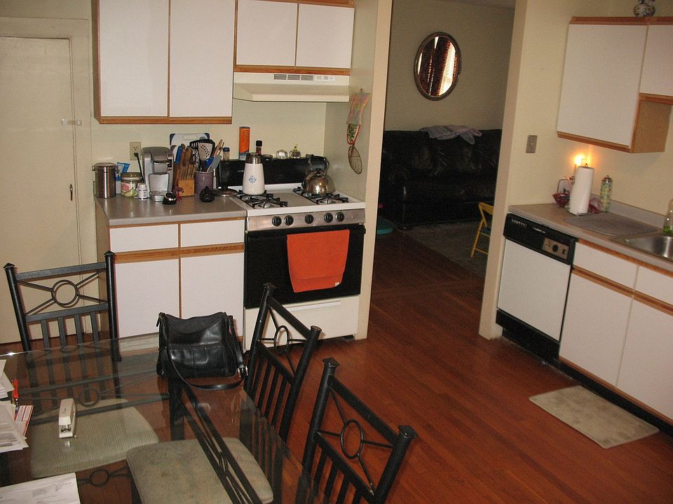 1st image of 51 Summer St #3