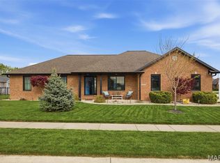 13976 Lincoln Dr, Breese, IL 62230
