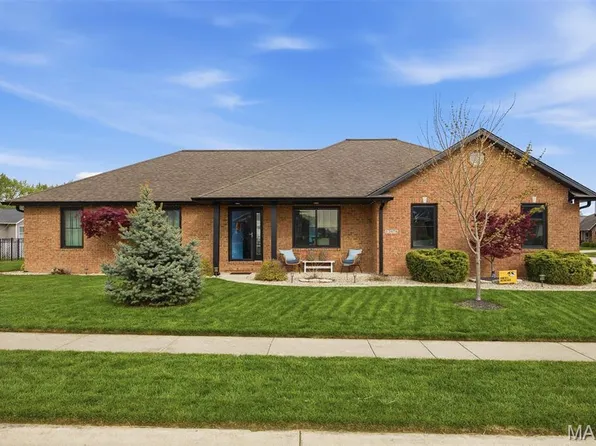 13976 Lincoln Dr, Breese, IL 62230