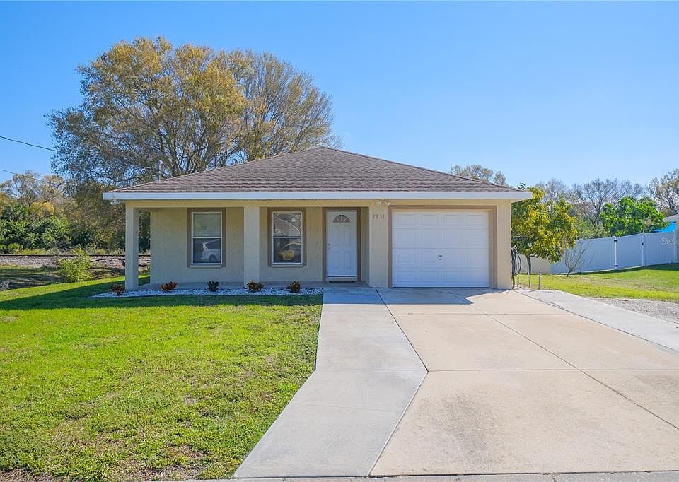 7831 17th Street Ct E, Sarasota, FL 34243 | Zillow