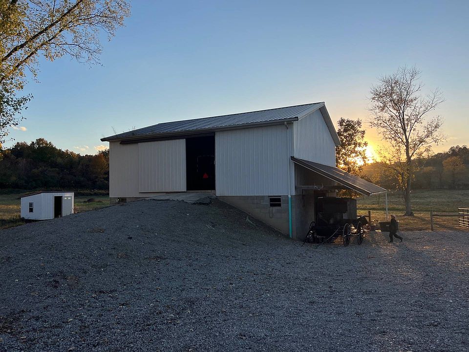 2nd image of 4887 Franklin Valley Rd