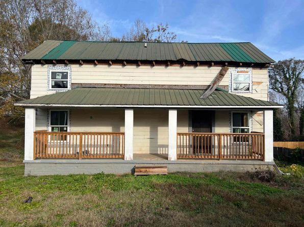 141 High St, Converse, SC 29329