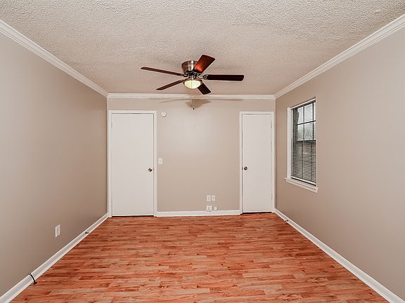 4th image of 356 Lakeshore Cir