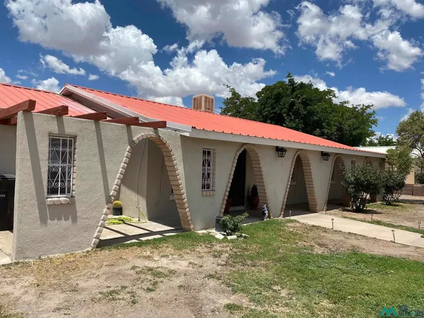 404 S Yucca Dr, Deming, NM 88030