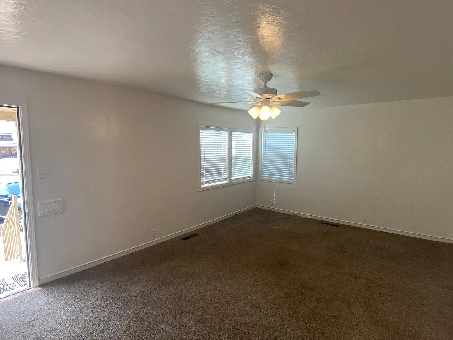 1 bed, 750 sqft, $1,400 — Photo 3