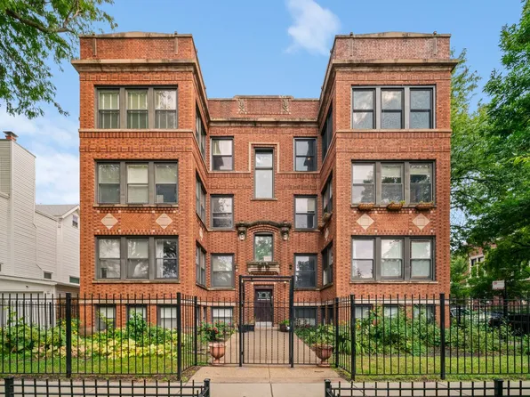 6701 N Bosworth Ave APT 3, Chicago, IL 60626