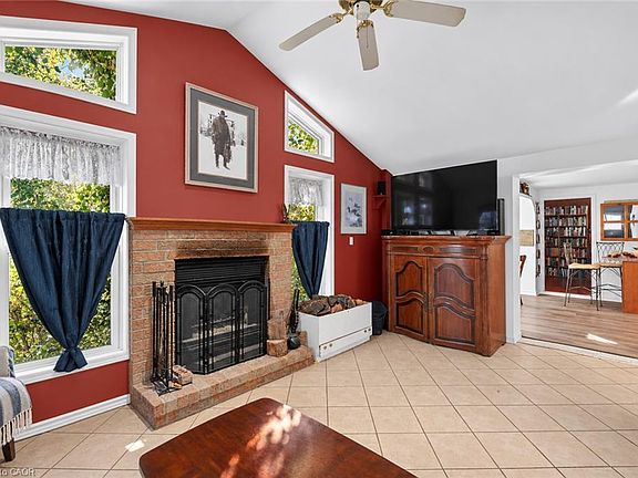 5th image of 4418 Tufford Rd