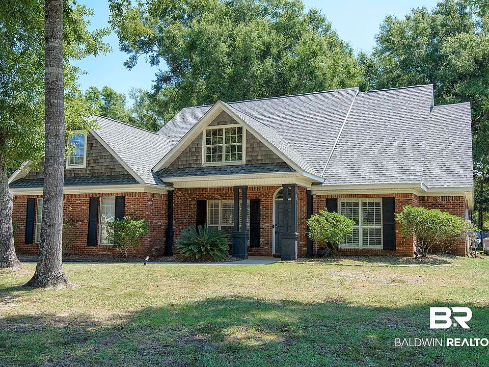 1st image of 27038 Creekwood Dr