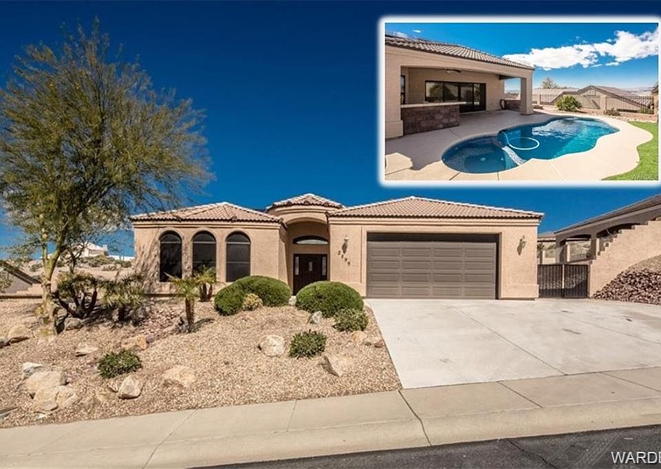 1st image of 2899 Desert Vista Dr