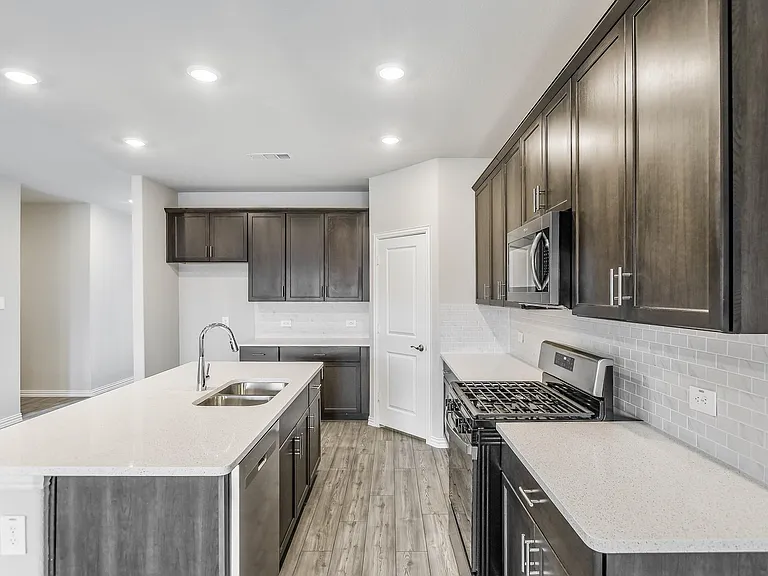 2256 Bellatrix Dr — Photo 9