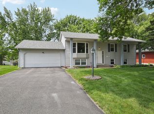16589 Galena Ave, Rosemount, MN 55068