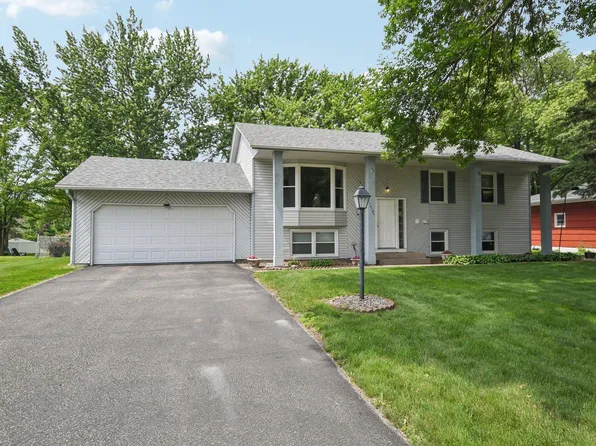 16589 Galena Ave, Rosemount, MN 55068