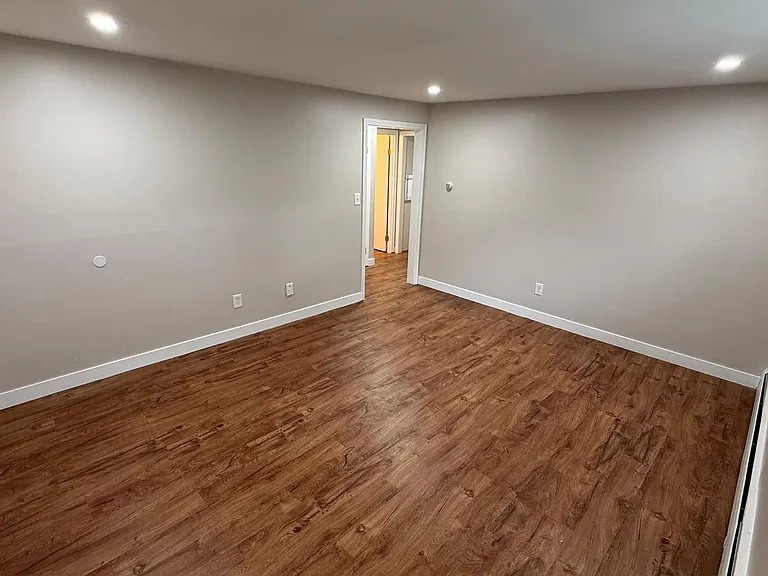 Upton St Apartments LLC — Photo 18