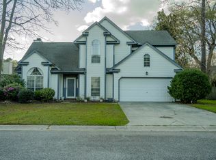 203 Candleberry Cir, Goose Creek, SC 29445