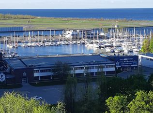 628 Fleet St #1312, Toronto, ON M5V1A8