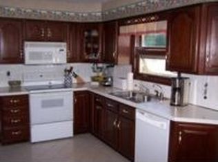 1690 Bellus Rd, Hinckley, OH 44233