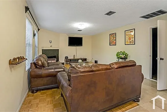 2345 Maple Dr — Photo 12