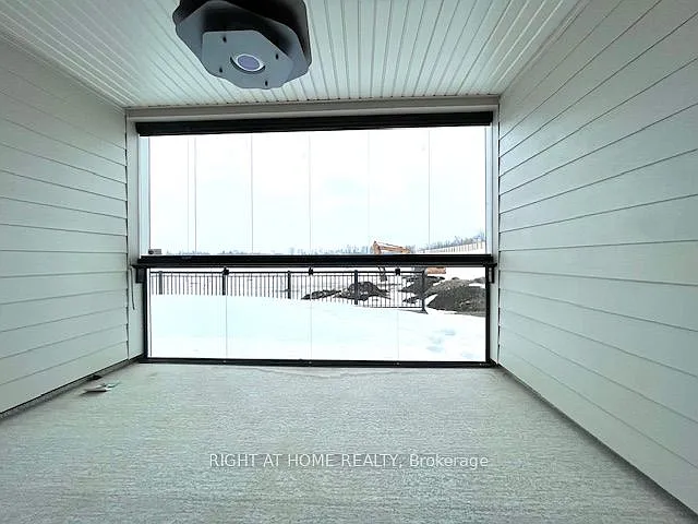 15 Kneeshaw Dr #102 — Photo 5